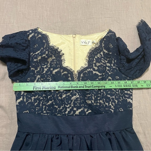 Eliza J Navy Lace V neck Long Sleeve Dress Size 10 Hoco Formal Recruitment - Picture 8 of 8